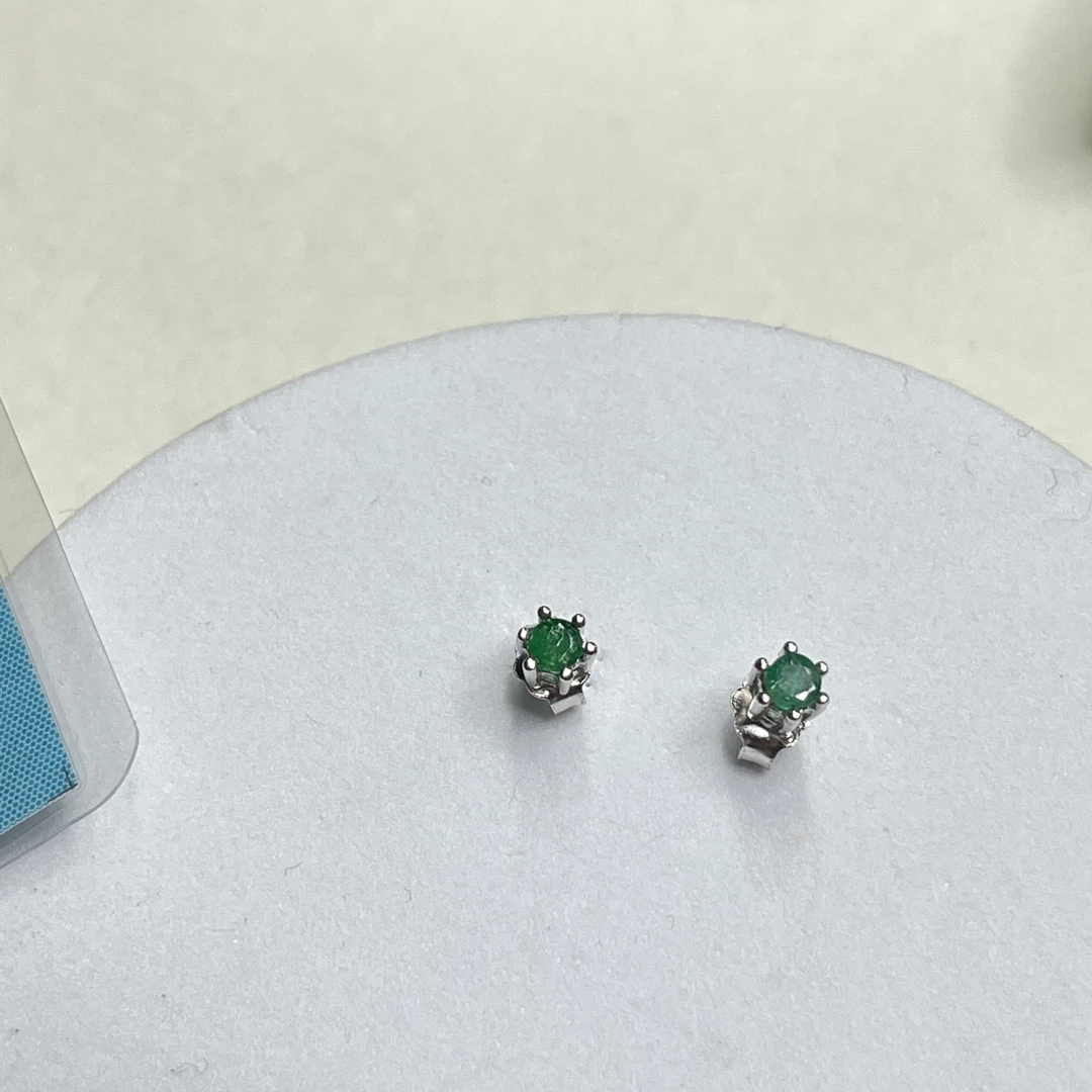 全新未使用  【六六中古】孤品s925祖母绿耳钉ap6595