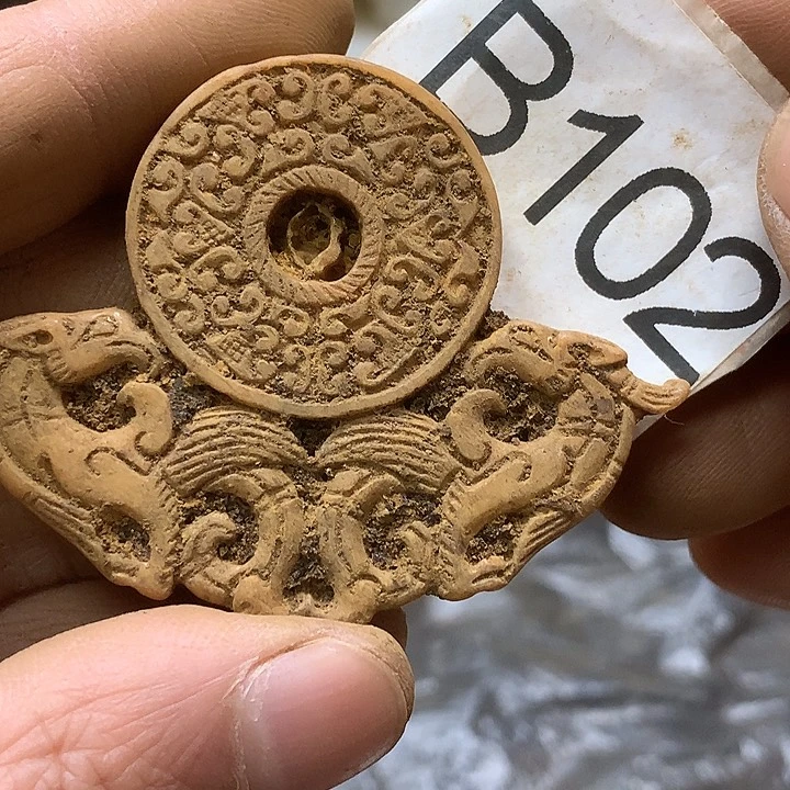 未镶嵌和田玉挂件