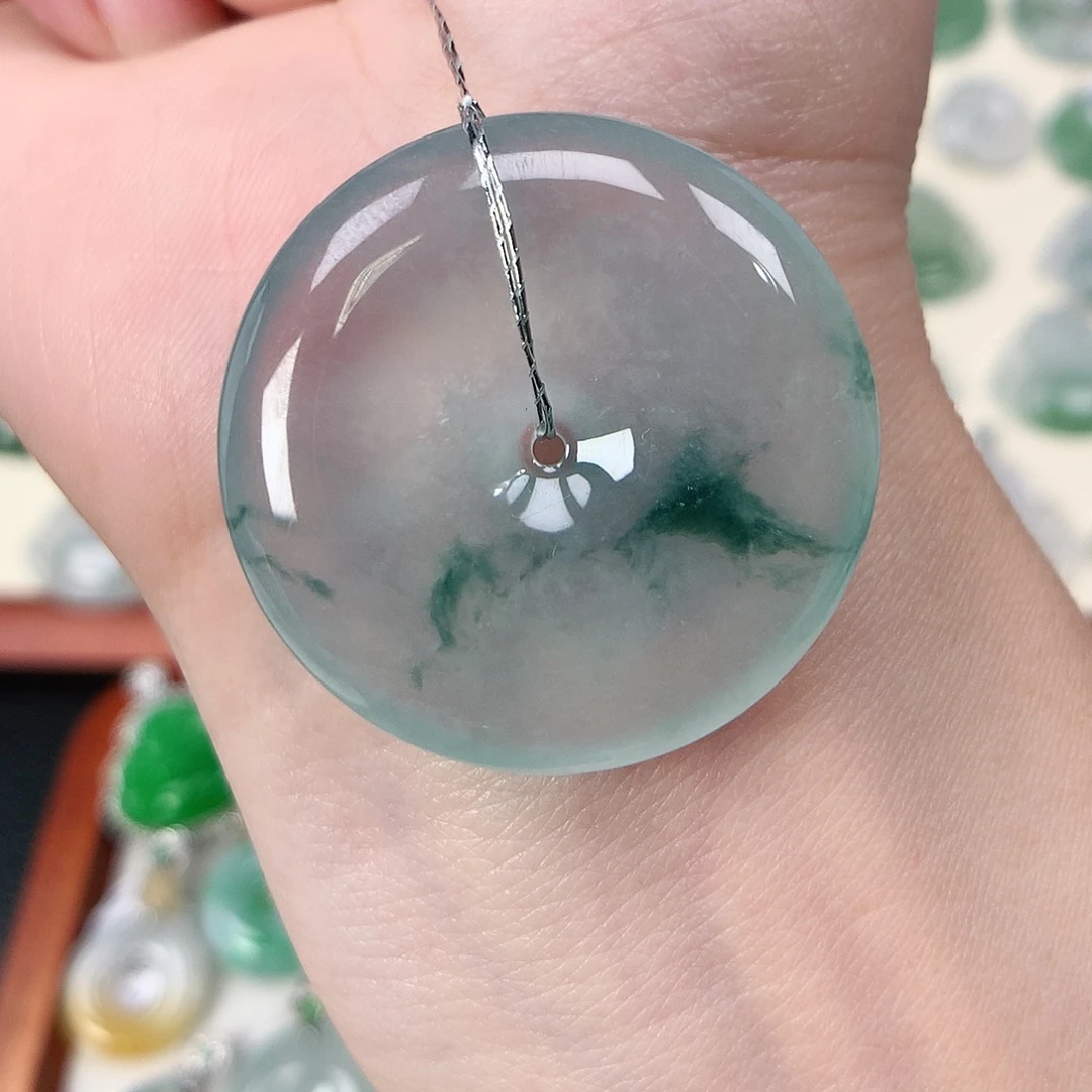 翡翠未镶嵌颈饰吊坠