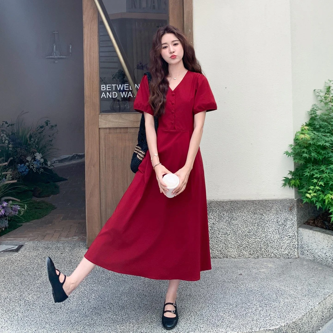 DUCURNO红色法式泡泡袖连衣裙女2025夏季新款简约休闲修身长裙子