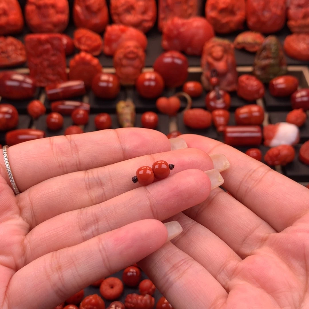 南红玛瑙南红川料原矿老型对珠6.9mm未镶嵌