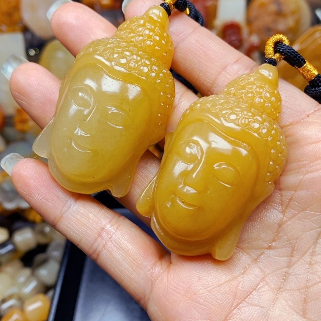 石英质玉（黄龙玉）未镶嵌颈饰