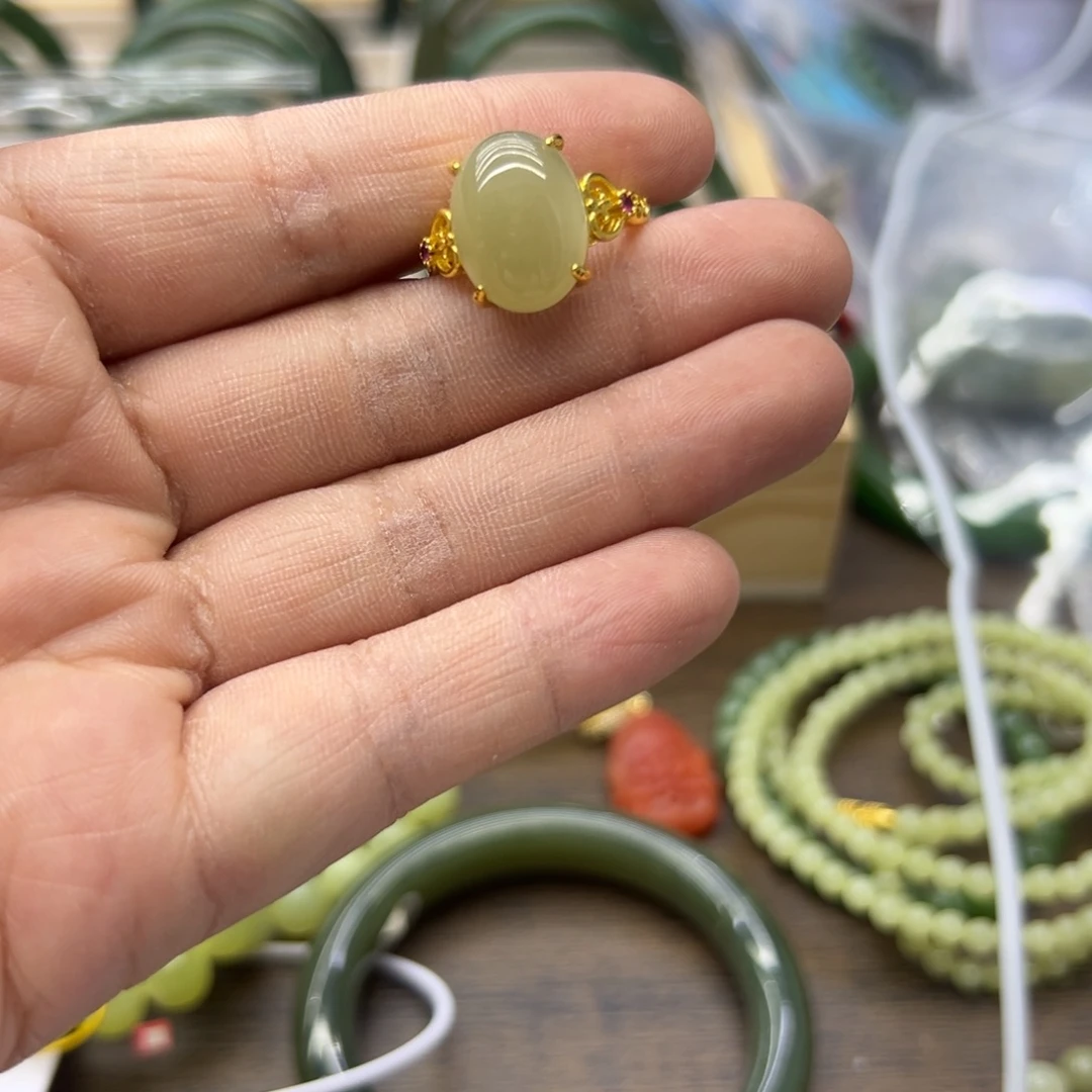 和田玉未镶嵌戒指638