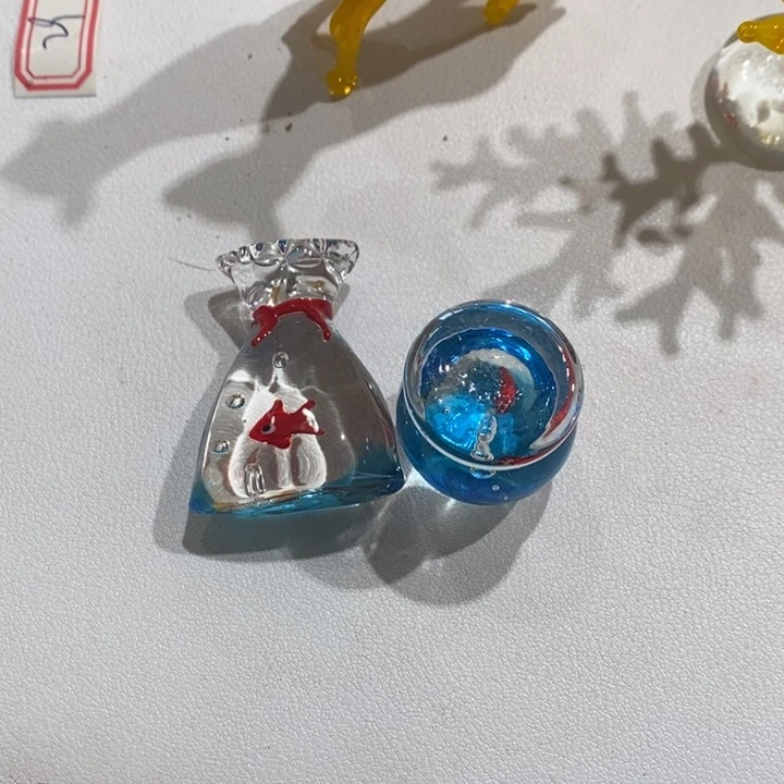 琉璃手工艺品?****琉璃