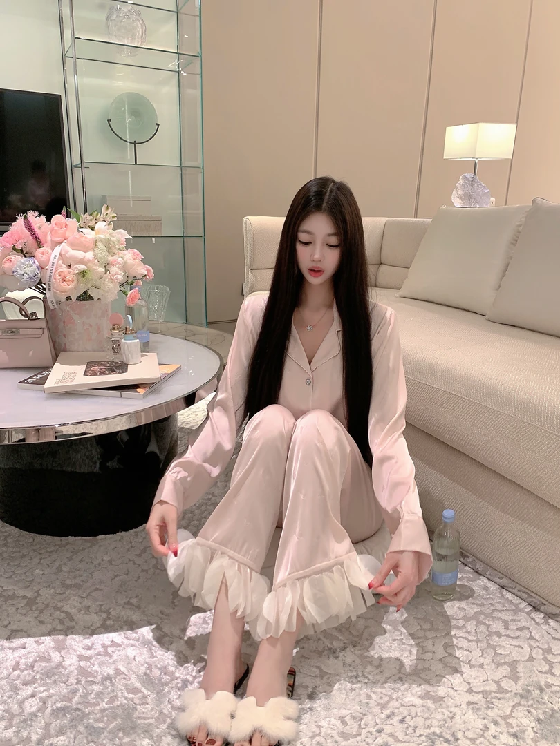 捞捞酱「春日来信」蝴蝶暗纹冰丝花边轻奢家居服睡衣套休闲纯欲25