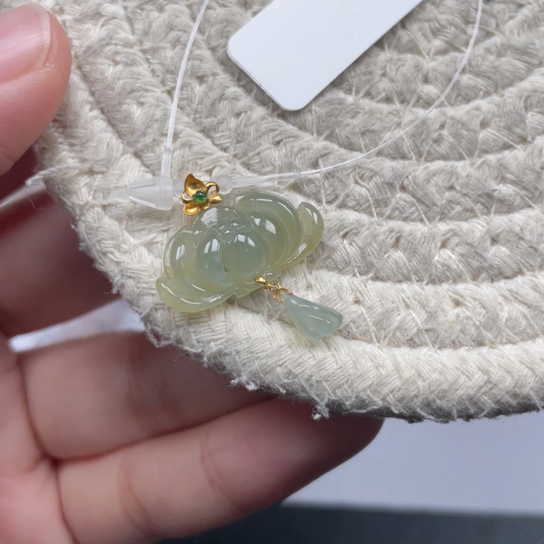 翡翠18K金镶嵌颈饰天然A货缅甸翡翠