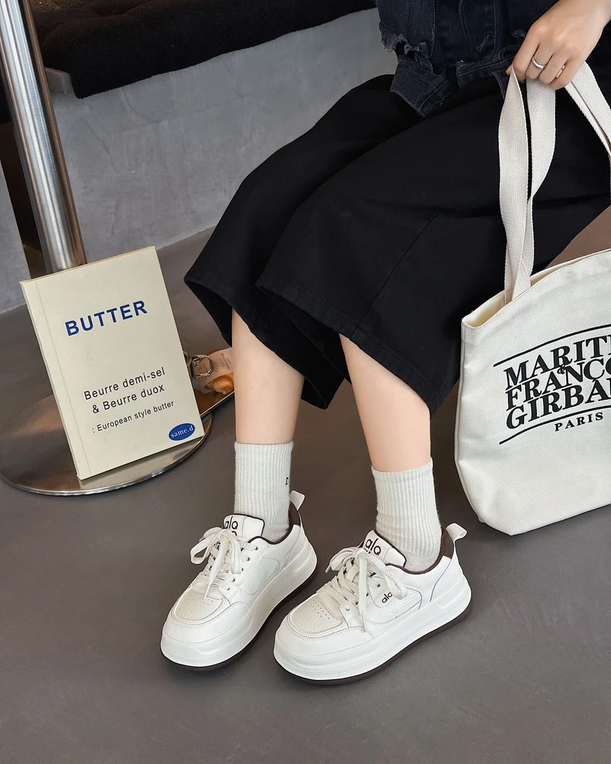 【加绒加厚】简约时尚百搭轻便舒适厚底休闲板鞋881-33A