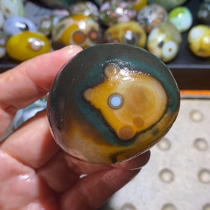 未镶嵌玛瑙/玉髓珠宝半成品137