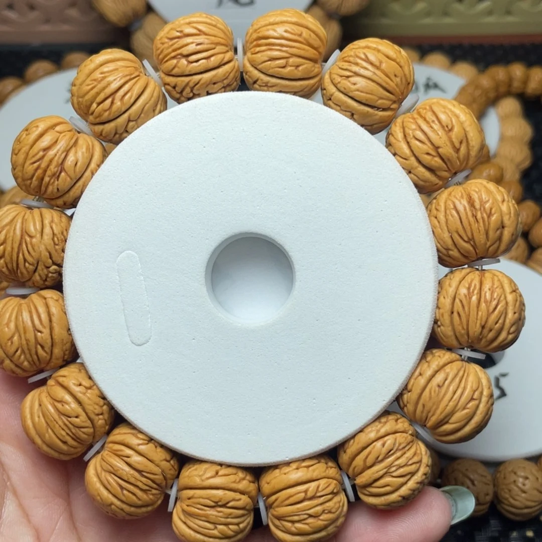 阳***。大叶紫檀（黑酸枝木类）皮质规整度真高！