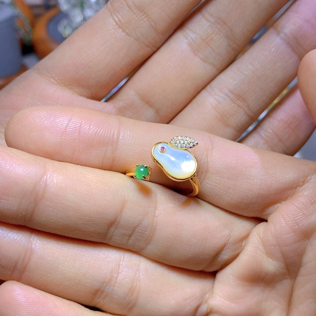 翡翠颈饰银S925镶嵌天然翡翠