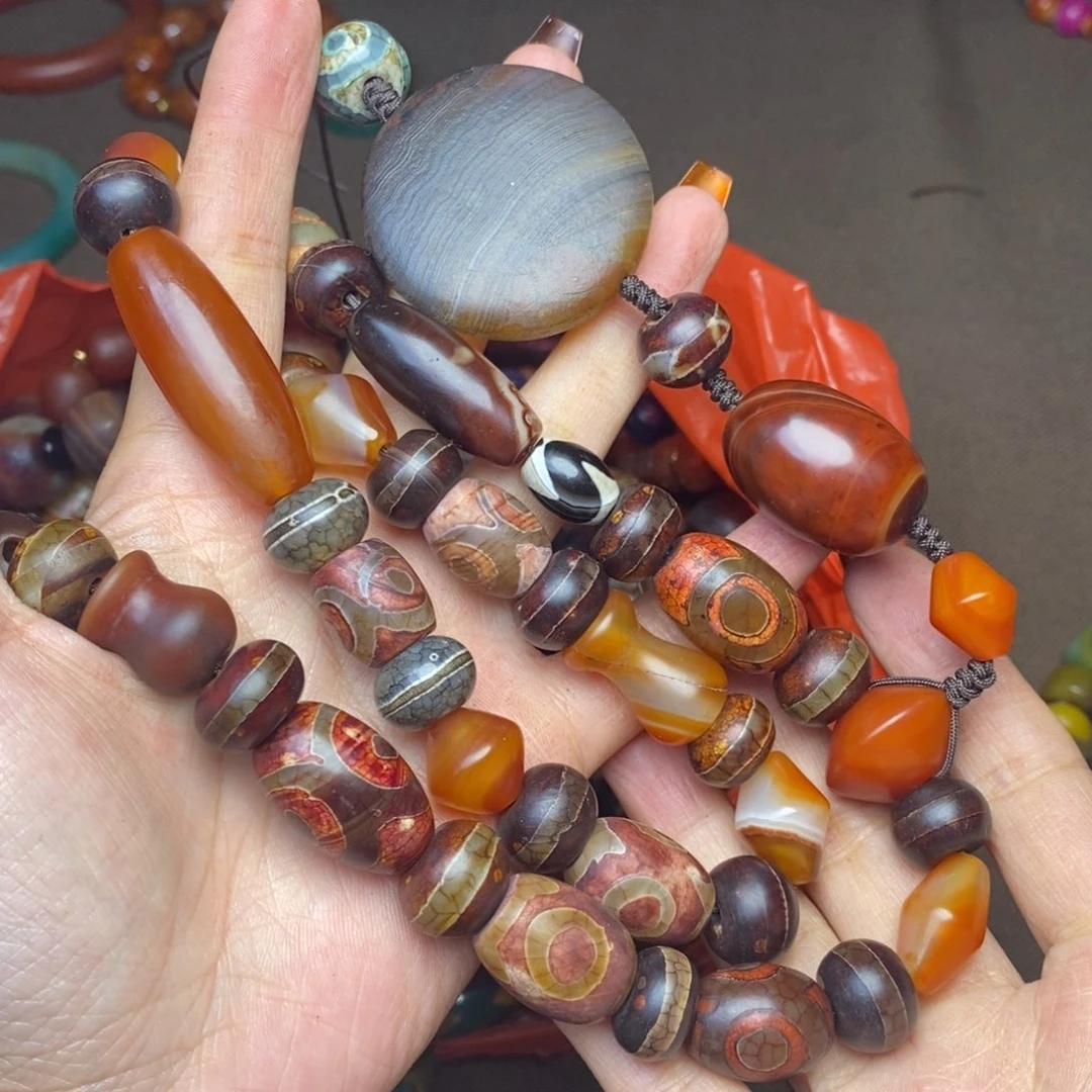 玛瑙/玉髓颈饰未镶嵌