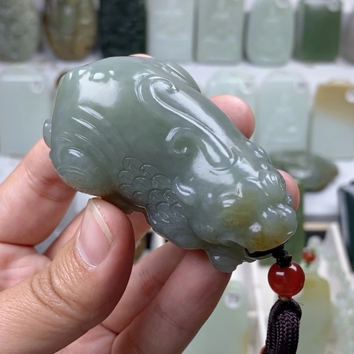 和田玉（糖玉）未镶嵌颈饰