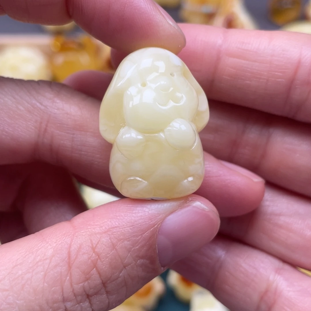 未镶嵌琥珀裸石蜜蜡