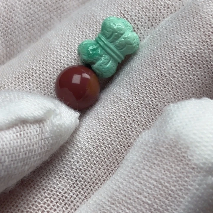 未镶嵌南红玛瑙珠宝奇石