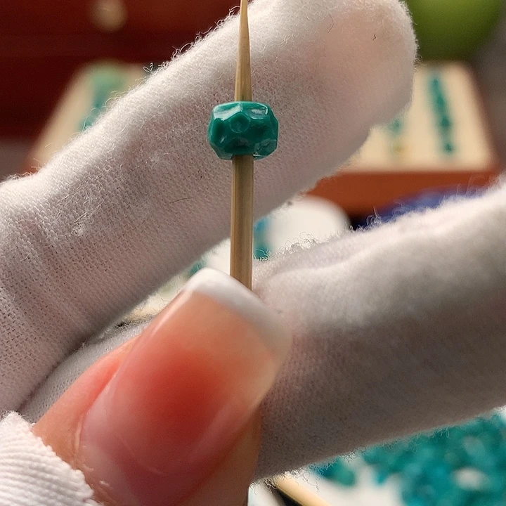 绿松石未镶嵌配饰