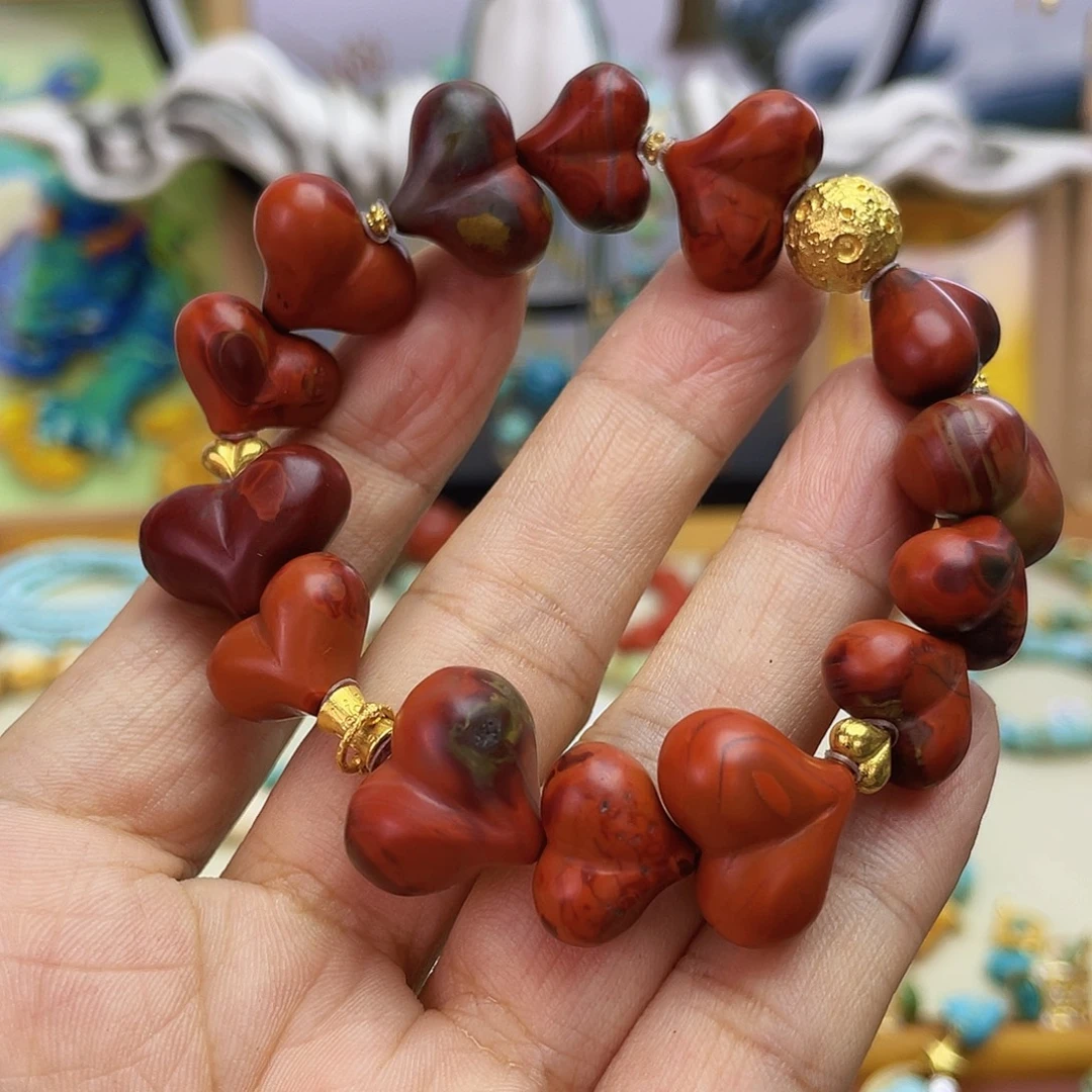 南红玛瑙18K金镶嵌手链