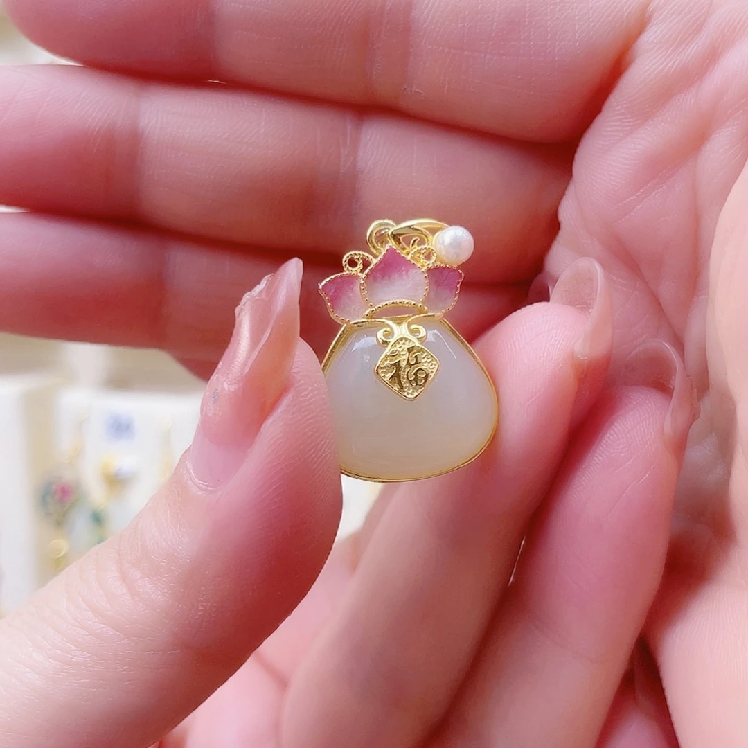 和田玉银S925镀金镶嵌颈饰