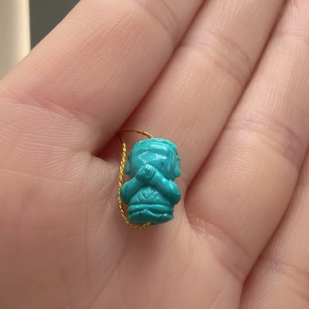 绿松石未镶嵌颈饰