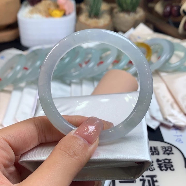 翡翠未镶嵌手镯54圈口