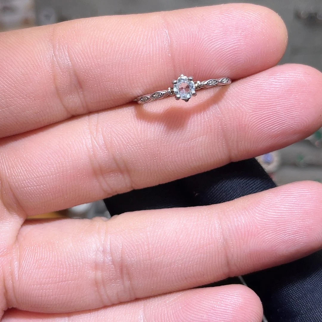 银S925镶嵌戒圈海蓝宝石