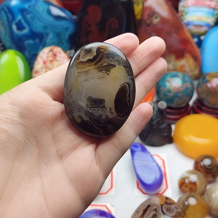 玛瑙/玉髓未镶嵌珠宝奇石