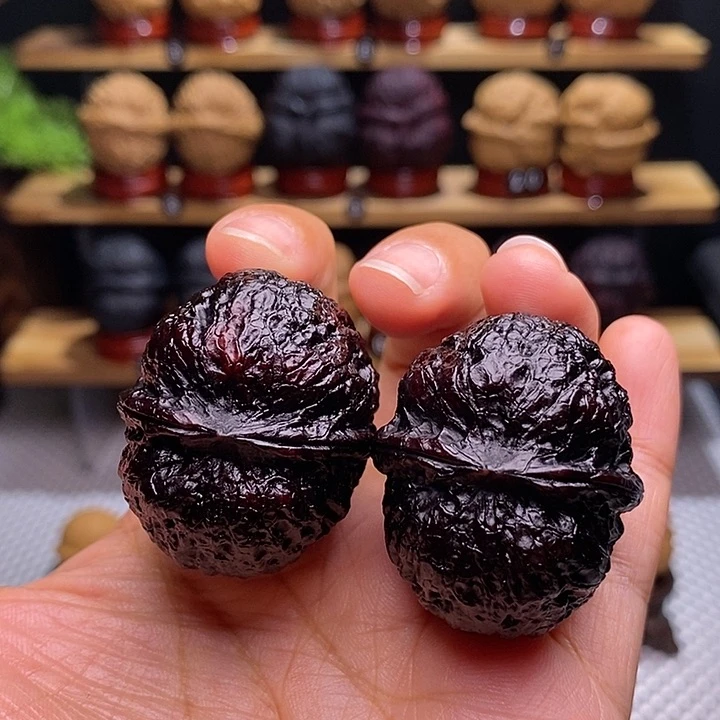 文玩核桃把件方头蟾地焖28