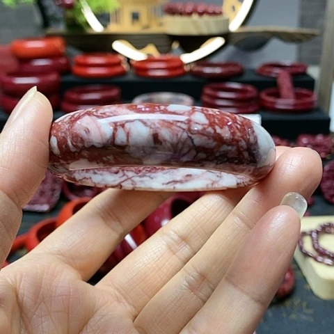 天然辰砂原石手镯