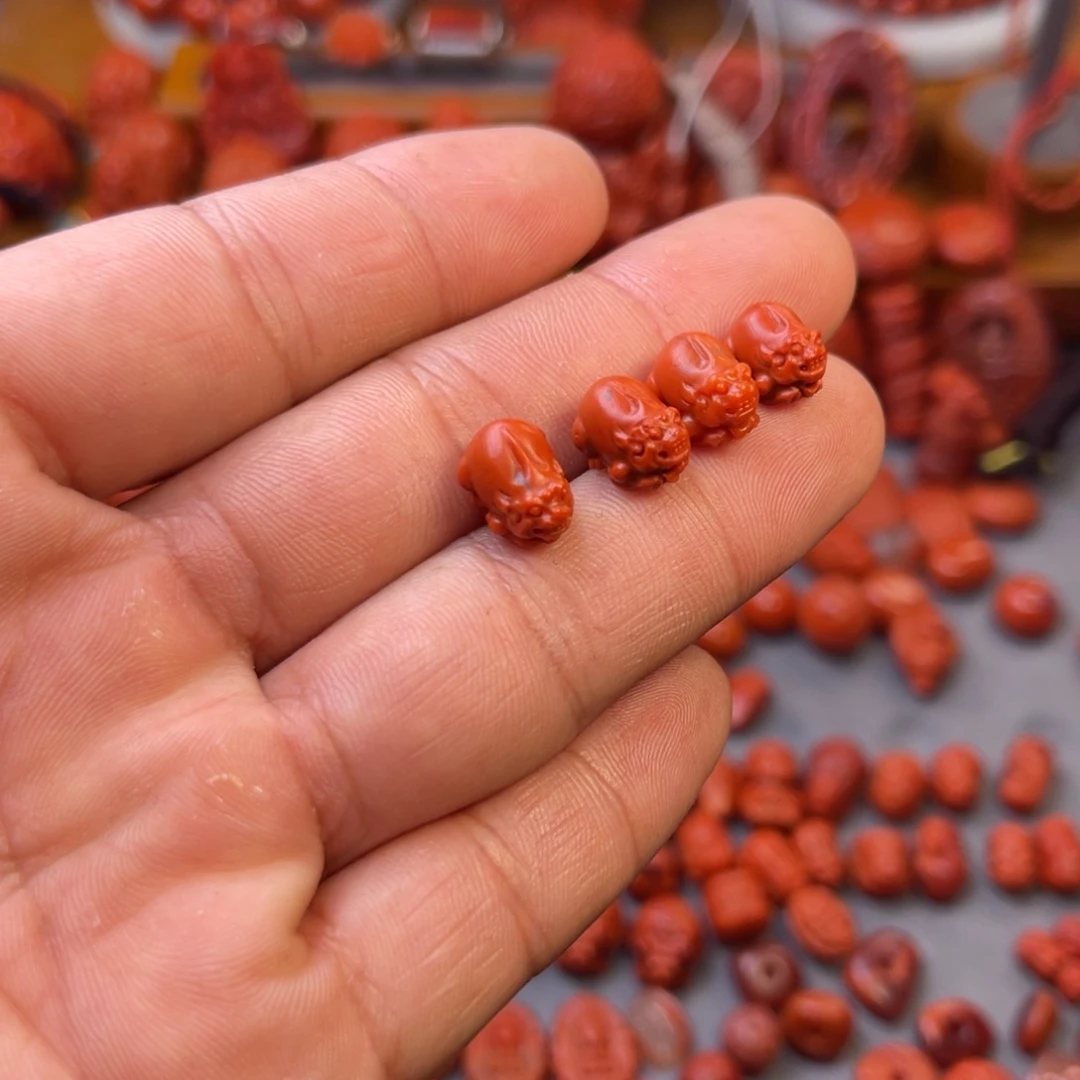 南红玛瑙未镶嵌川料精工貔貅多样性发货其中一件