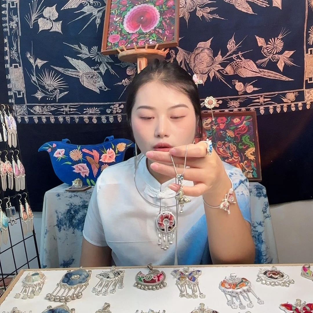 刺绣民族风复古风吊坠