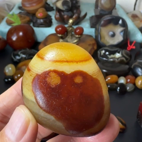 果***冻石材原石桌面摆件