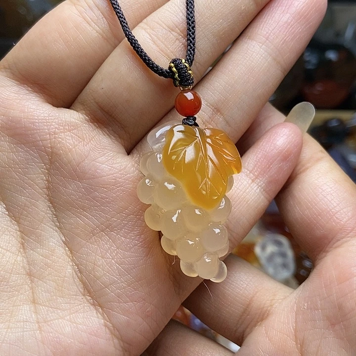 玛瑙/玉髓颈饰未镶嵌