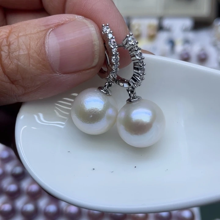 银S925镶嵌淡水珍珠耳饰