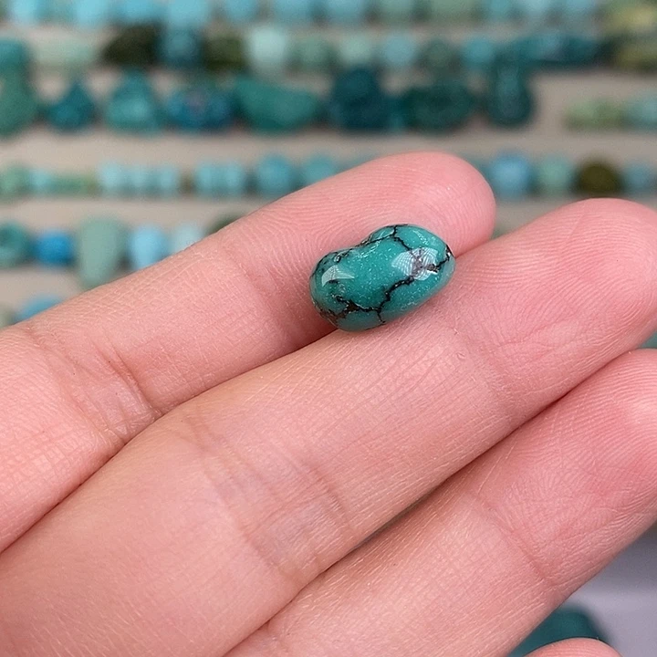 南红玛瑙未镶嵌珠宝奇石