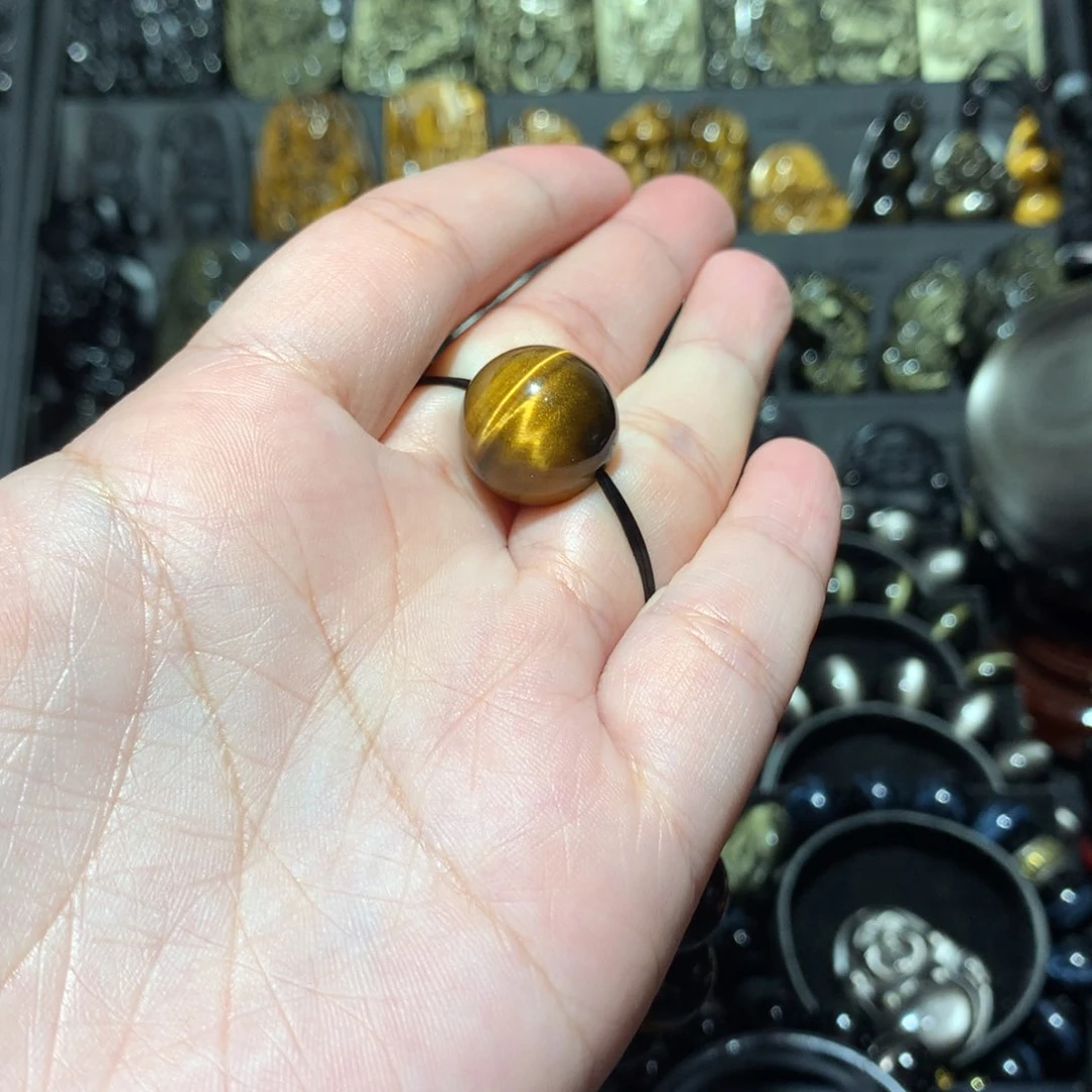 未镶嵌手串木变石（虎睛石）永****?定制不退不换