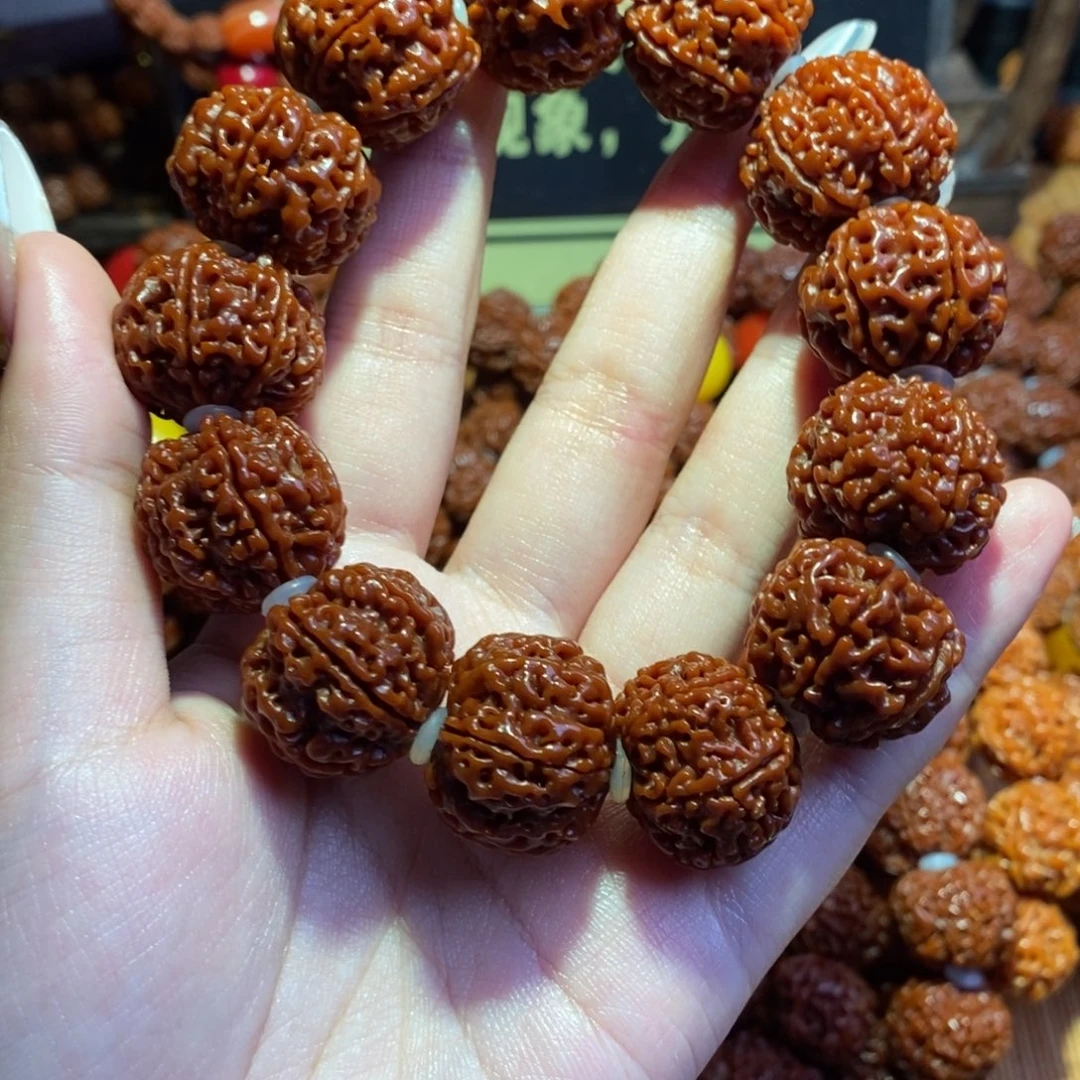 金刚菩提吊坠226肉玉华