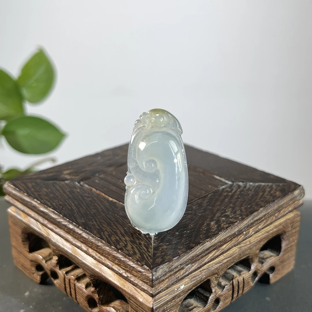 JTA13-38  天然缅甸A货翡翠 如意