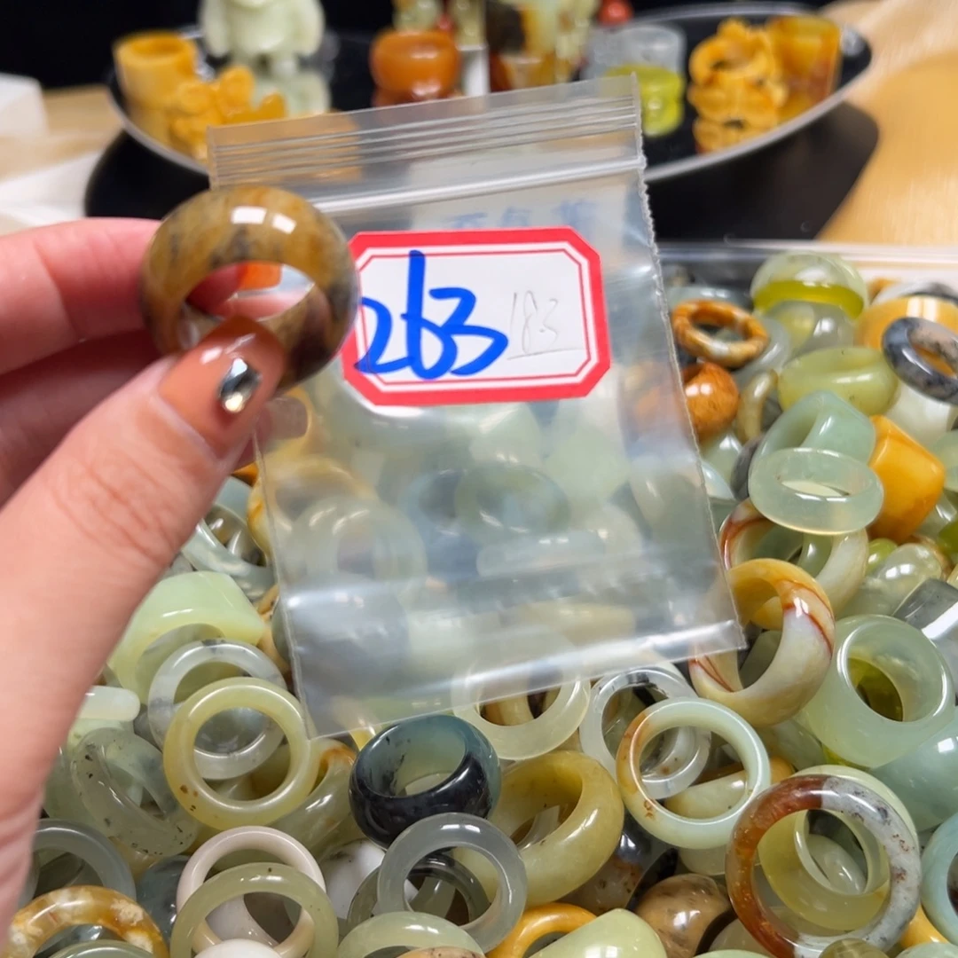 t***n蛇纹石玉未镶嵌戒指