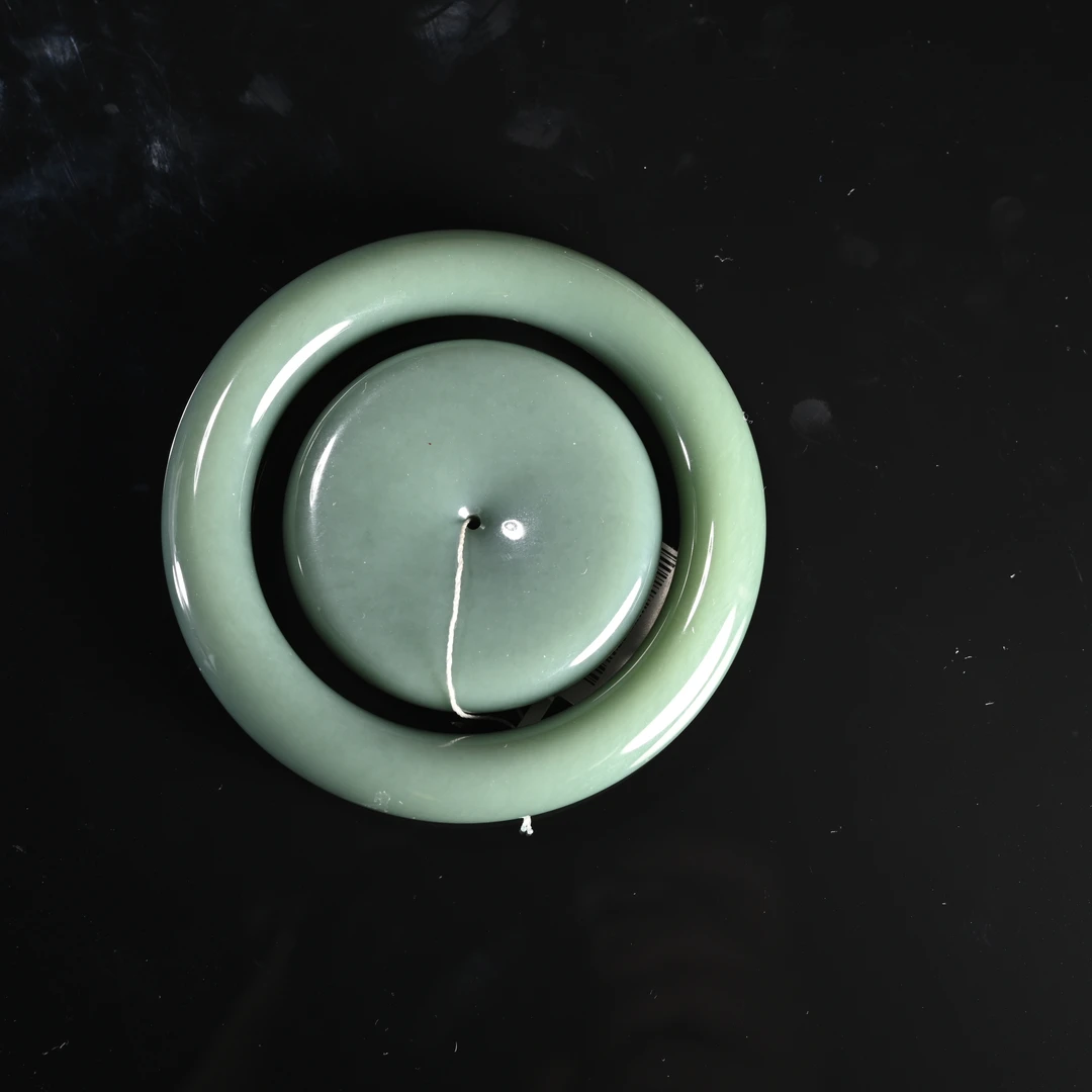 LOT8881 和田玉手镯/保利