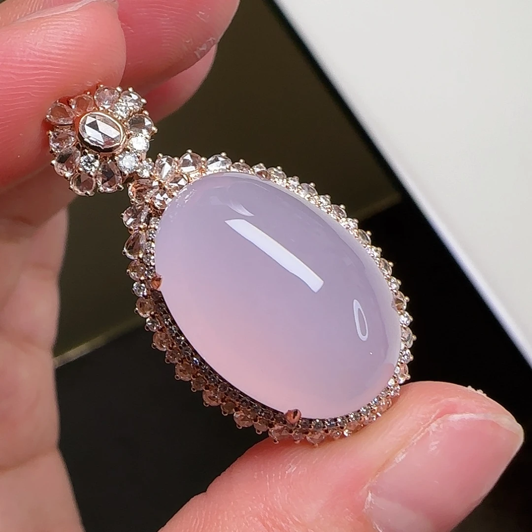 翡翠18K金镶嵌颈饰天然翡翠