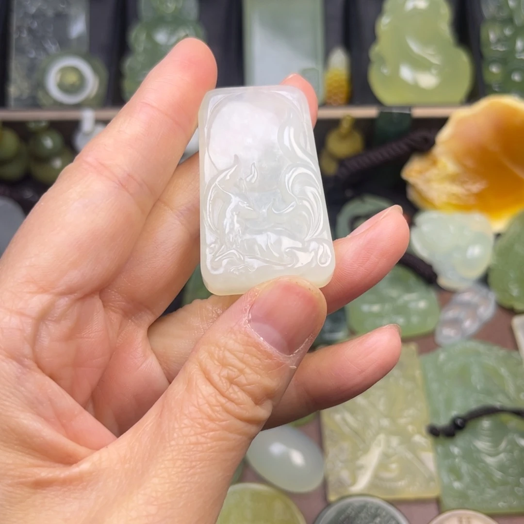 蛇纹石玉未镶嵌吊坠(不含链)