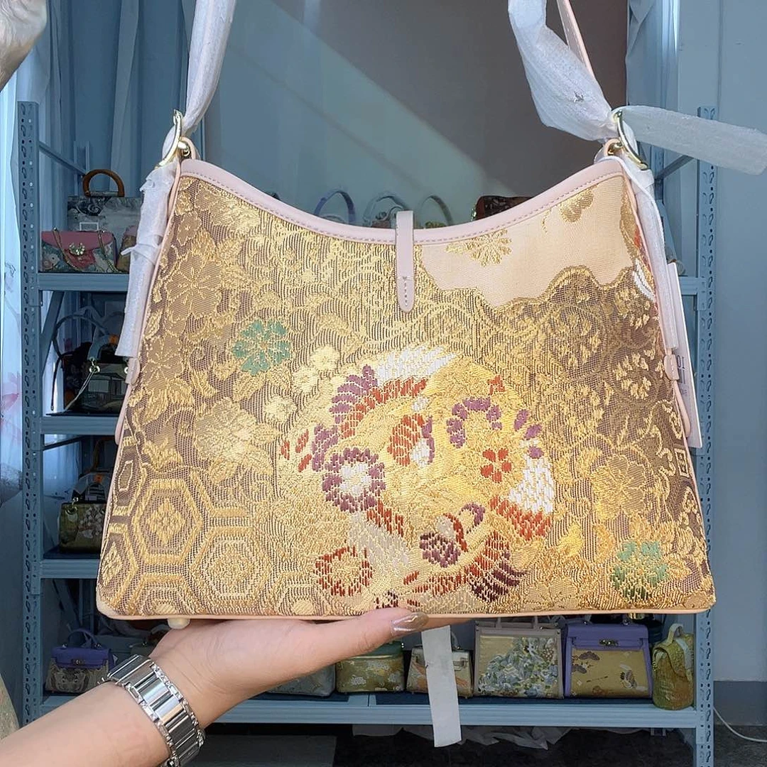 织物桑蚕丝非遗唐锦凯瑞