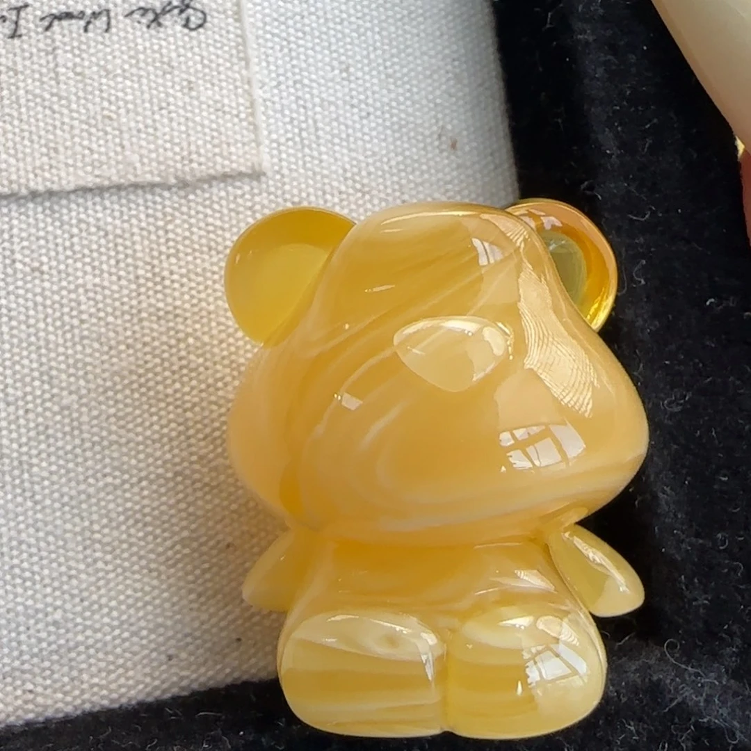 蜜蜡未镶嵌珠宝奇石