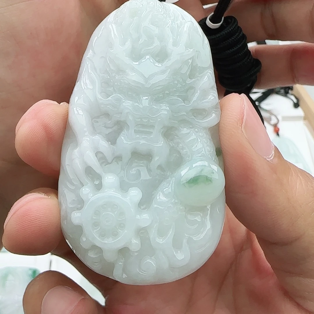 风***静翡翠未镶嵌颈饰翡翠