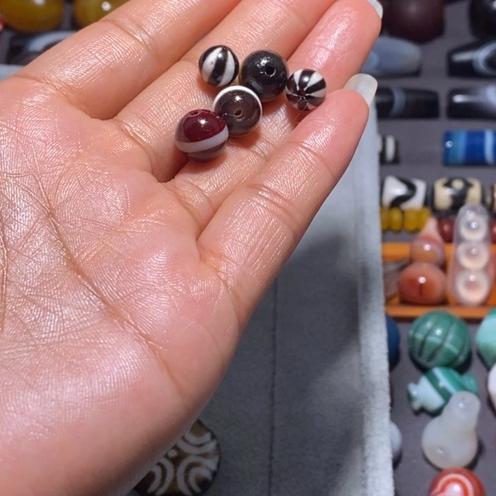 王***神玛瑙/玉髓合金珠宝半成品