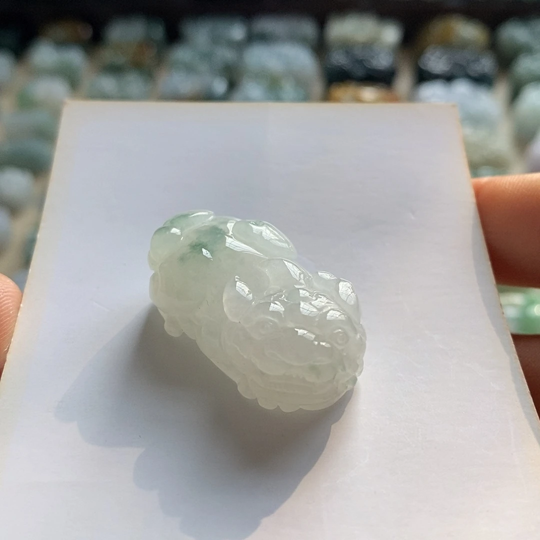 颈饰未镶嵌翡翠天然翡翠貔貅吊坠