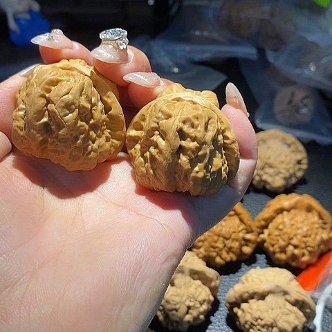 文玩核桃吊坠蛤蟆40