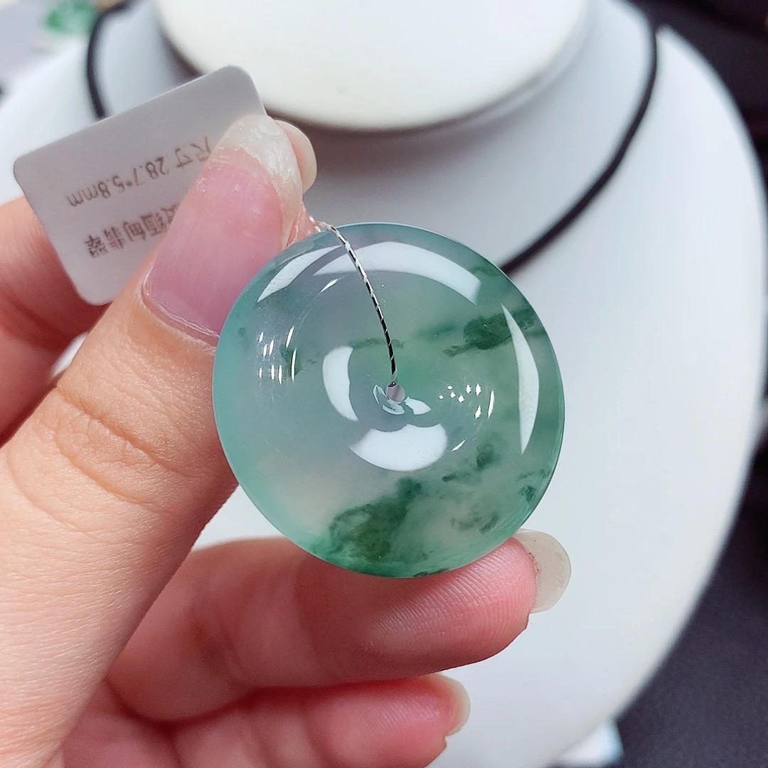 翡翠未镶嵌颈饰翡翠85，28.7/5.8