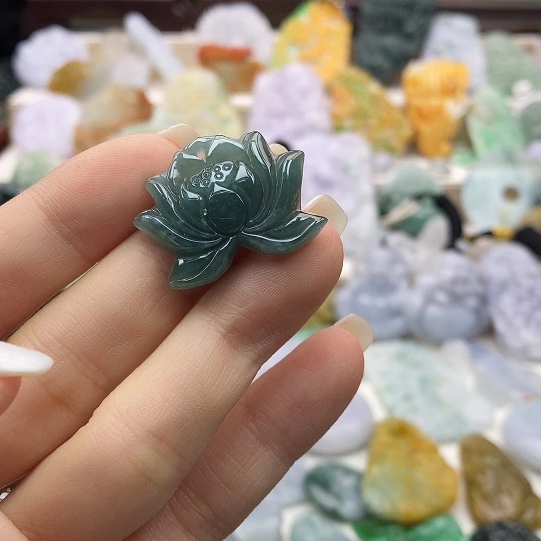 未镶嵌挂件翡翠111