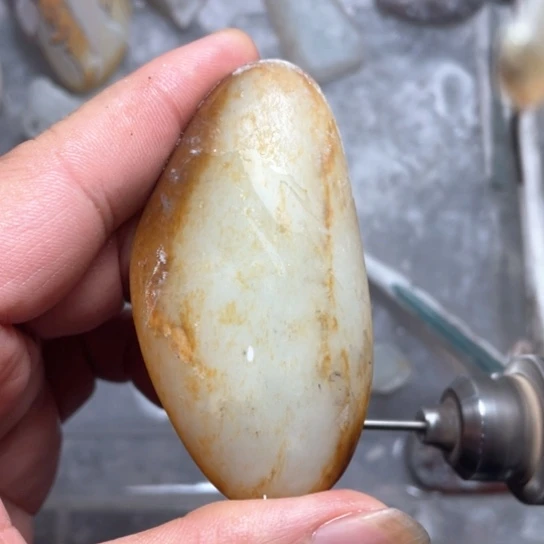 和田玉未镶嵌吊坠(不含链)