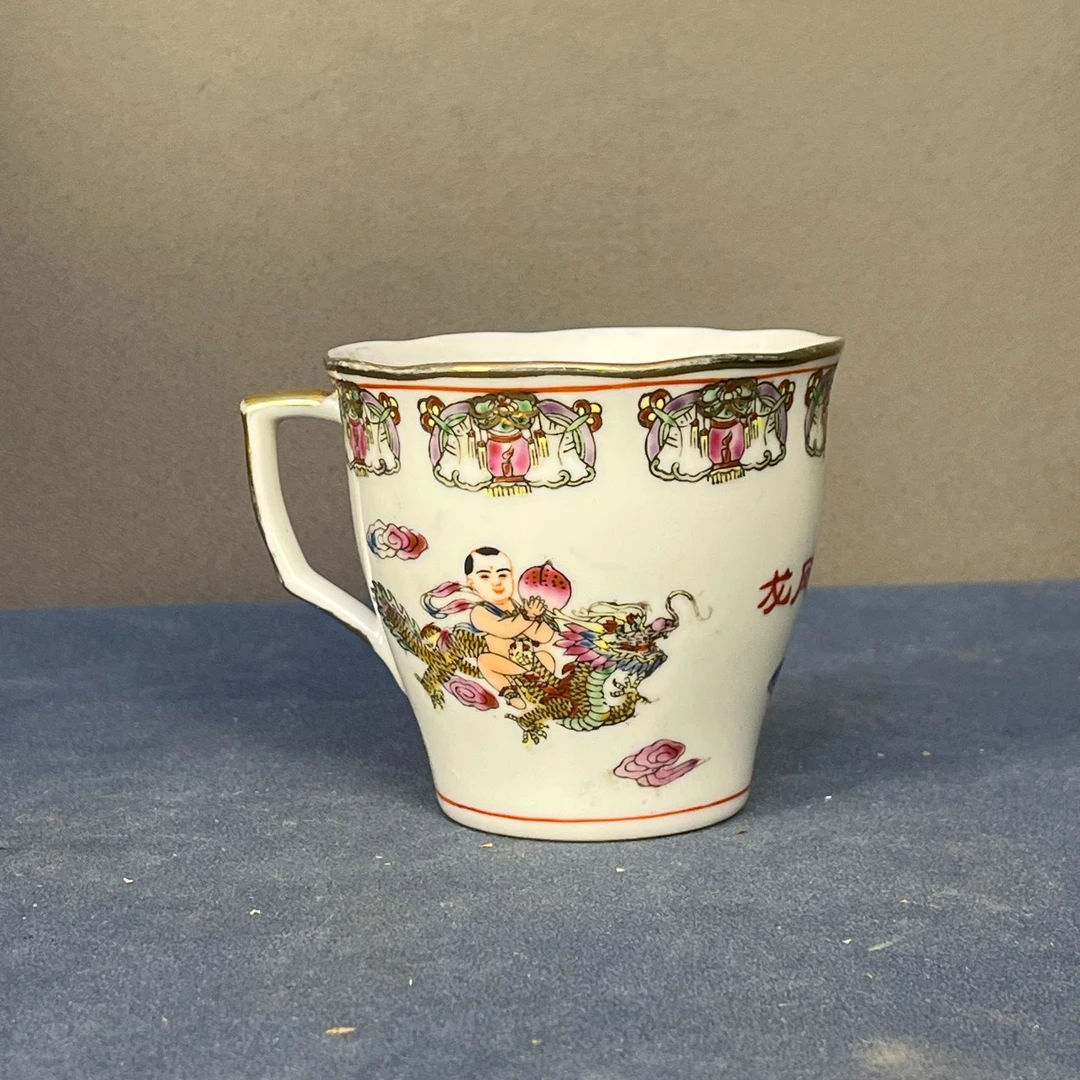 【微瑕慎拍】b06景德镇老厂瓷人物系列咖啡杯